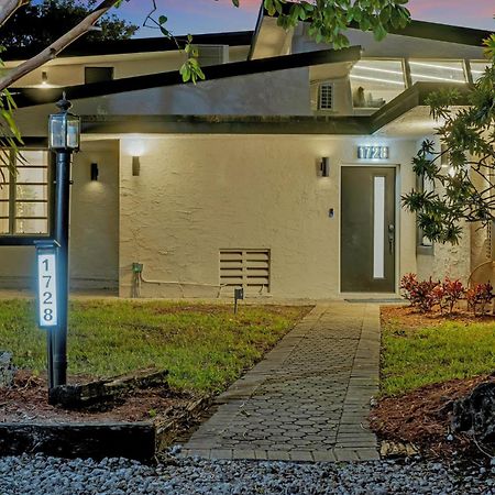 Stunning 2 Story Villa With Pool Fort Lauderdale Eksteriør billede