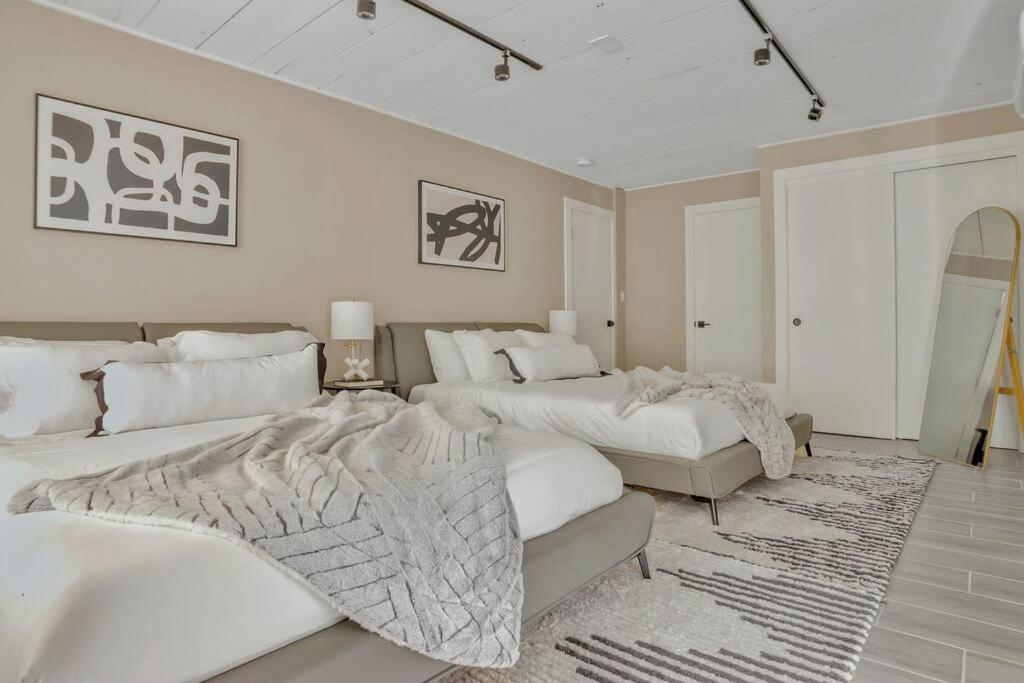 Stunning 2 Story Villa With Pool Fort Lauderdale Eksteriør billede
