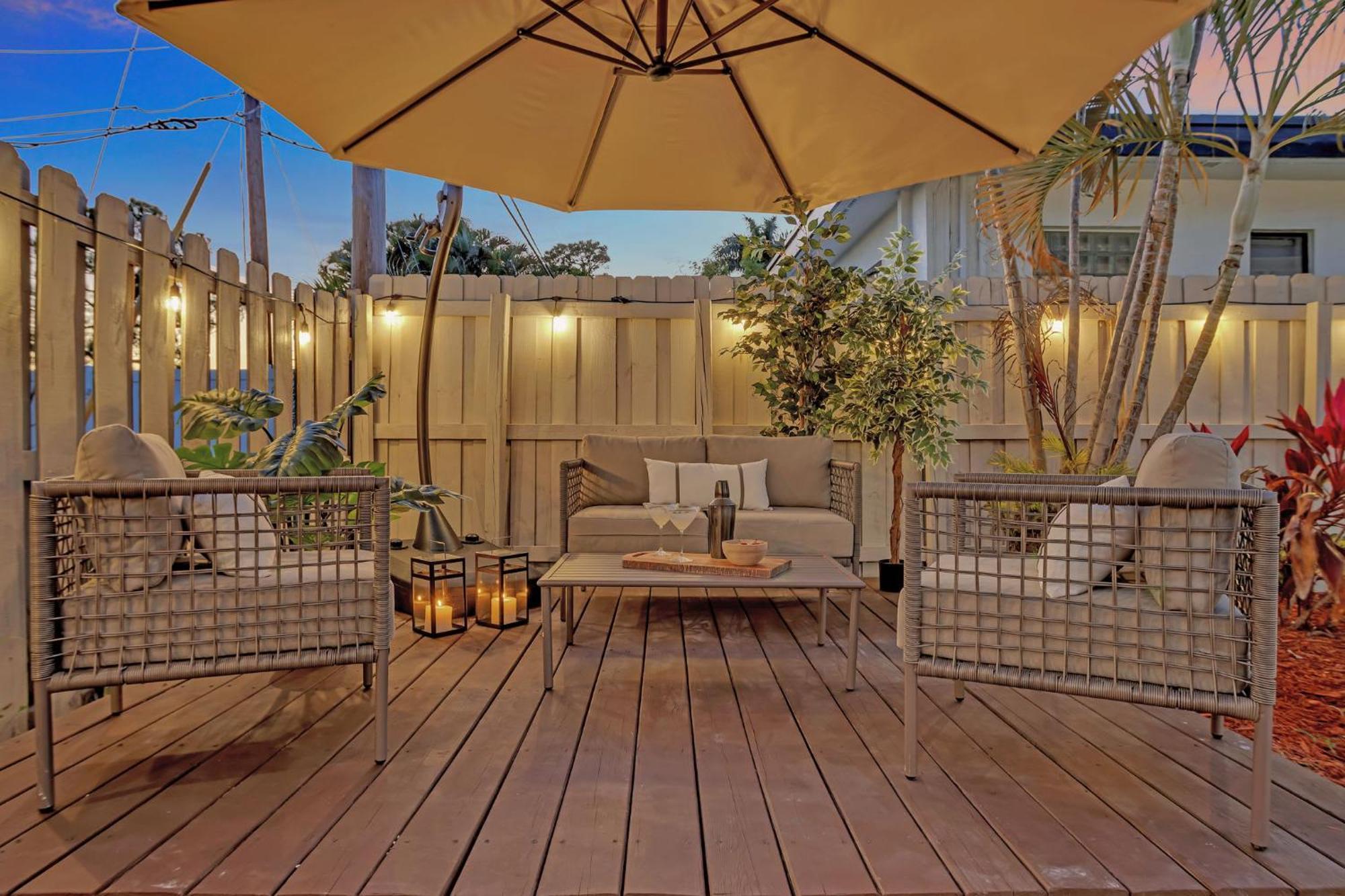 Stunning 2 Story Villa With Pool Fort Lauderdale Eksteriør billede